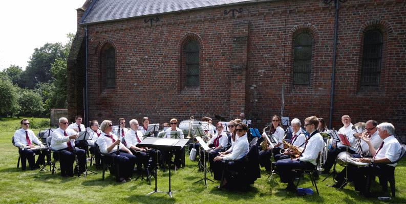 Tuinconcert Koninklijke harmonie Sint Cecilia Kloosterzande