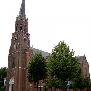 fotoalbum/800px-kloosterzande-heilige-martinuskerk-1