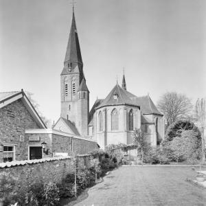 fotoalbum/overzicht-oostgevel-met-terzijde-geplaatste-kerktoren-ossenisse-20352979-rce