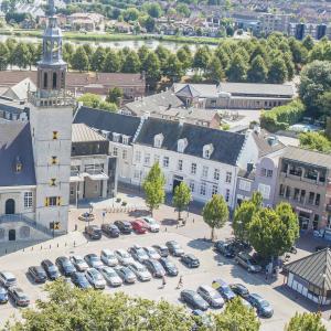 fotoalbum/stadhuis-grote-markt-hulst-beeldbank-hulst-8575-crop